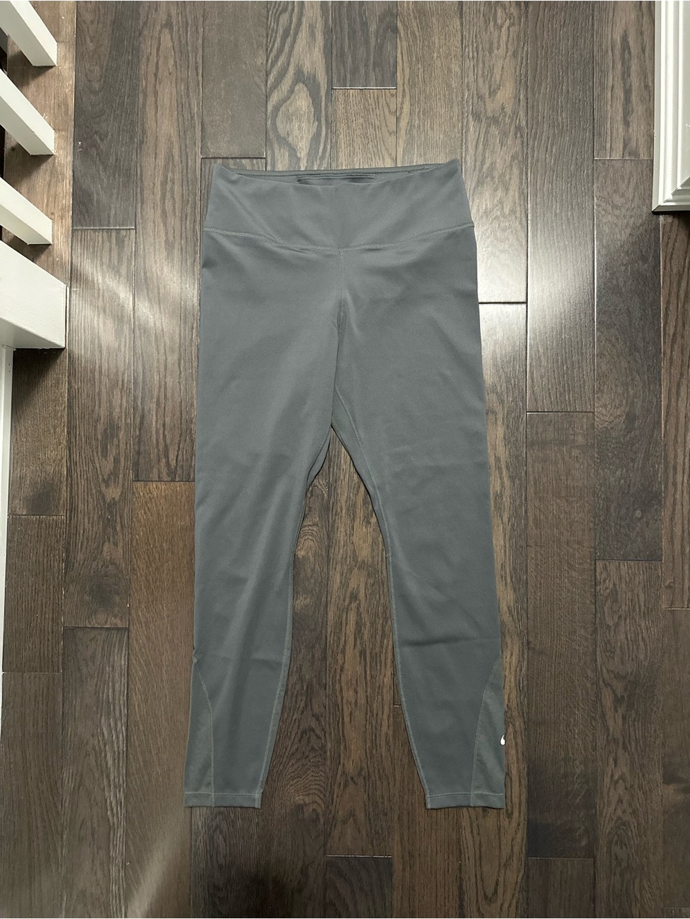 Women’s Nike Legging Size M